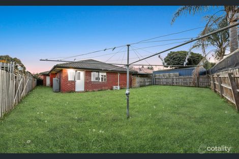 Property photo of 19 Sharpe Court Berwick VIC 3806