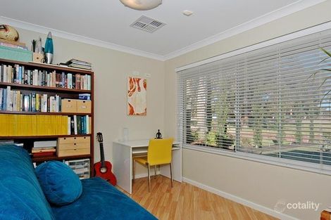 Property photo of 25 Mallee Way Gwelup WA 6018