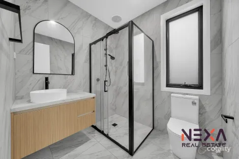 Property photo of 76 Batehaven Crescent Donnybrook VIC 3064
