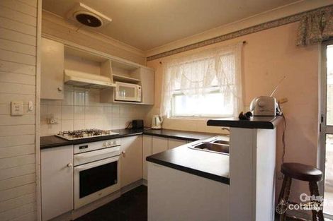 Property photo of 21 Collins Parade Hackham SA 5163