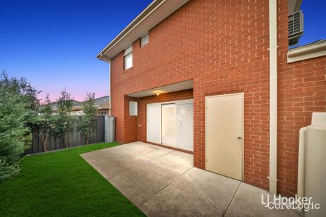 Property photo of 1 Gleneadie Close Hampton Park VIC 3976