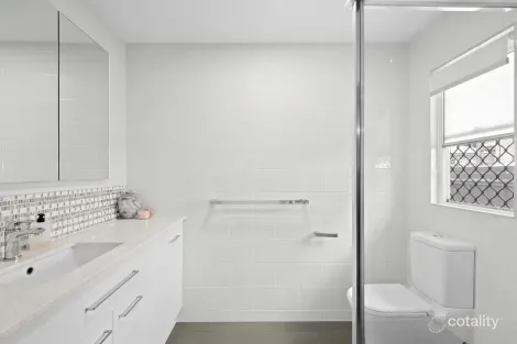 Property photo of 73 Long Street Rangeville QLD 4350