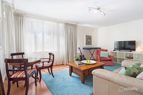 11/2a Robe St, St Kilda, VIC 3182