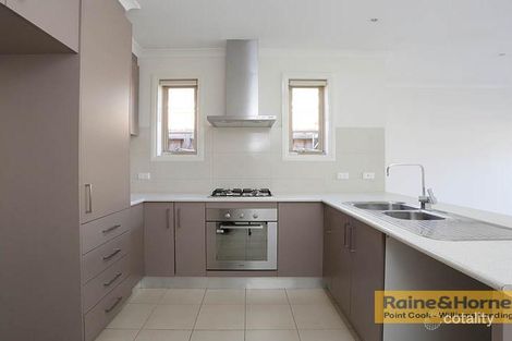Property photo of 1/25 Red Robin Road Truganina VIC 3029