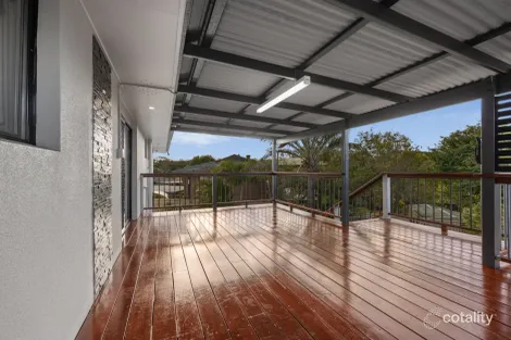 Property photo of 5 Olbern Crescent Yamanto QLD 4305