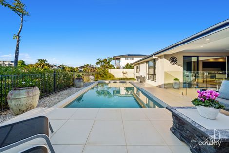 Property photo of 2567 Cressbrook Drive Hope Island QLD 4212