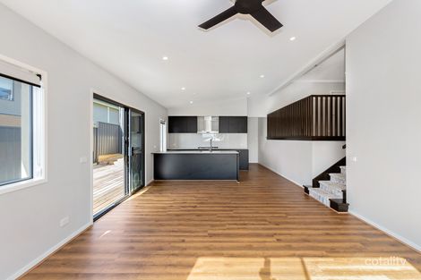 Property photo of 1 Elderfield Circuit Doreen VIC 3754