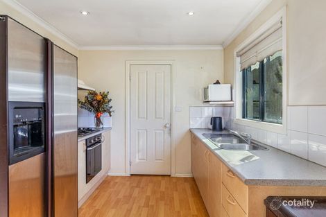 Property photo of 2 Mathiesons Road Wandong VIC 3758