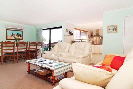 Property photo of 3 Cowley Place Fadden ACT 2904