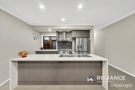 Property photo of 17 Bronson Circuit Hoppers Crossing VIC 3029