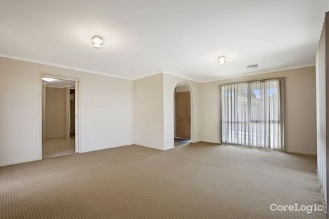 Property photo of 10 Debanne Court Narre Warren VIC 3805