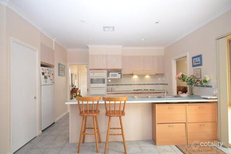 Property photo of 19 Duncraig Court Narre Warren VIC 3805