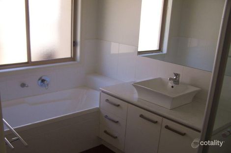 Property photo of 4 Raife Close Wellington Point QLD 4160