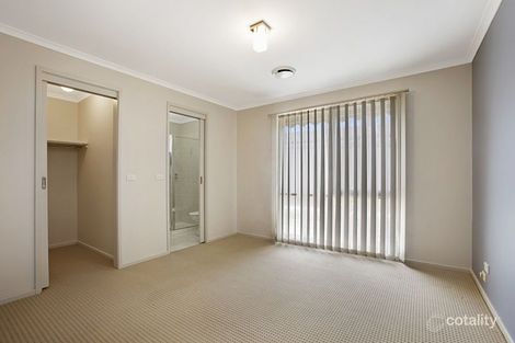 Property photo of 10 Debanne Court Narre Warren VIC 3805