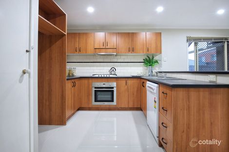 Property photo of 8 Southern Cross Drive Roxburgh Park VIC 3064