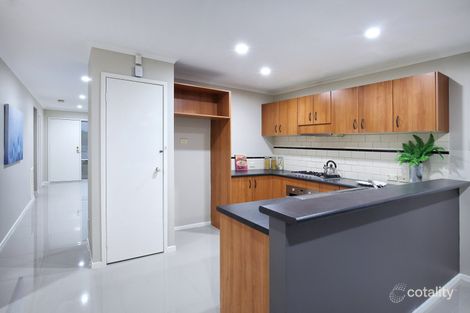 Property photo of 8 Southern Cross Drive Roxburgh Park VIC 3064