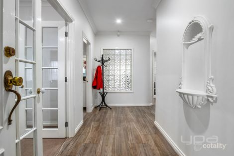 Property photo of 1 Eliana Close Harkness VIC 3337