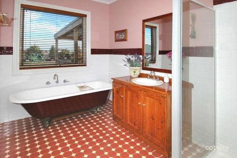 Property photo of 38 Castlewellan Boulevard Hillside VIC 3037