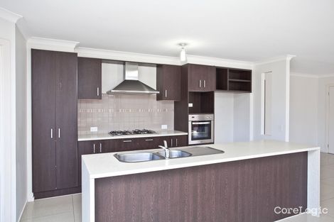 Property photo of 19 Rowena Court Derrimut VIC 3026