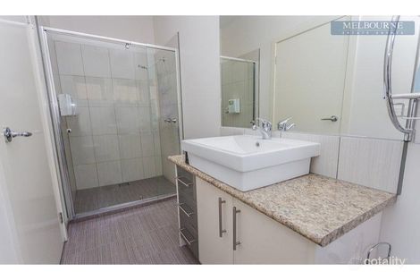 Property photo of 11 Paddington Street Craigieburn VIC 3064