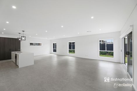 8 Haflinger St, Austral, NSW 2179