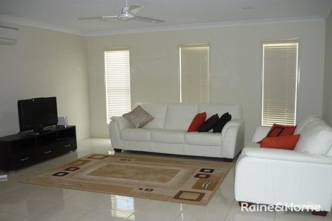Property photo of 5 Berkshire Lane Ooralea QLD 4740