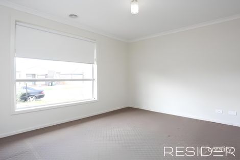 Property photo of 19 Burwood Street Mickleham VIC 3064