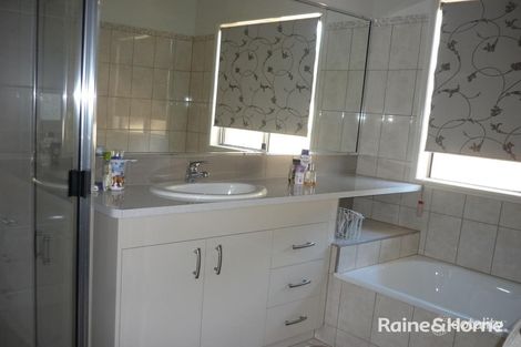 Property photo of 5 Berkshire Lane Ooralea QLD 4740