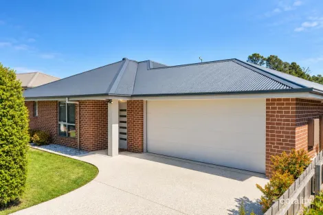 44 Burghley St, Longford, TAS 7301