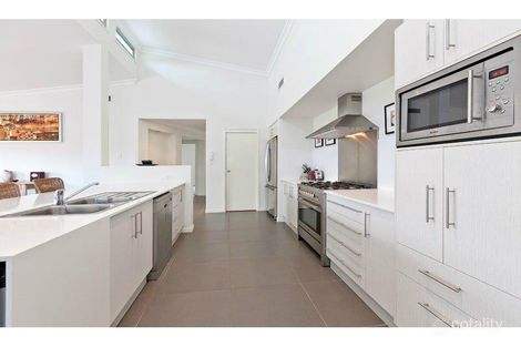 Property photo of 1 Amalia Street Birkdale QLD 4159