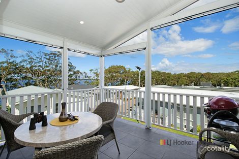 43/2 Macleay Dr, Halekulani, NSW 2262