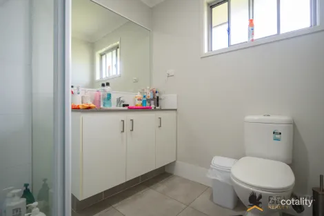 Property photo of 23 Cottrell Drive Pimpama QLD 4209