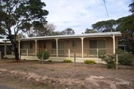 9 Pine Ave, Cowes, VIC 3922