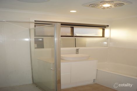 35 Sanderling St, Werribee, VIC 3030