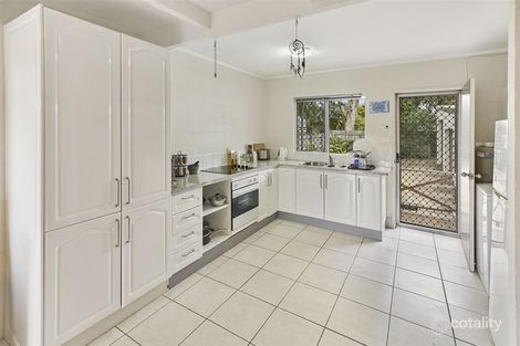 Property photo of 8 Taylor Avenue Golden Beach QLD 4551