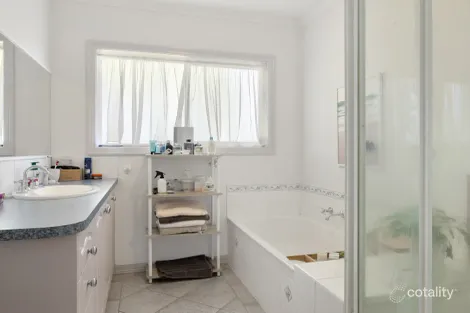 Property photo of 11 Bourke Drive Benalla VIC 3672