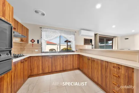 Property photo of 29 Strafford Avenue Cranbourne VIC 3977