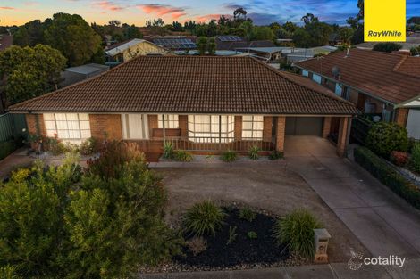 Property photo of 47 Black Dog Drive Brookfield VIC 3338