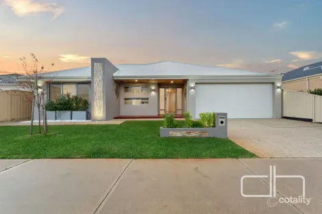 23 Braemount Rd, Darch, WA 6065