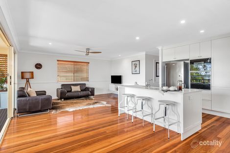 Property photo of 537 Tingal Road Wynnum QLD 4178
