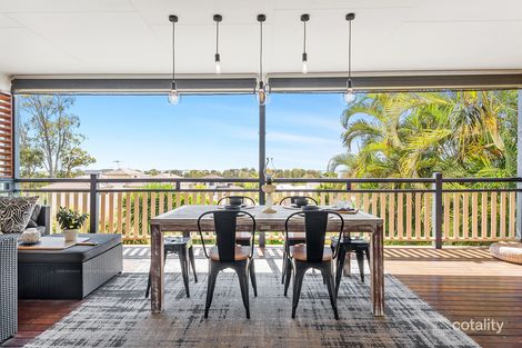 Property photo of 537 Tingal Road Wynnum QLD 4178