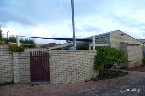 Property photo of 1/31 Ostend Road Scarborough WA 6019