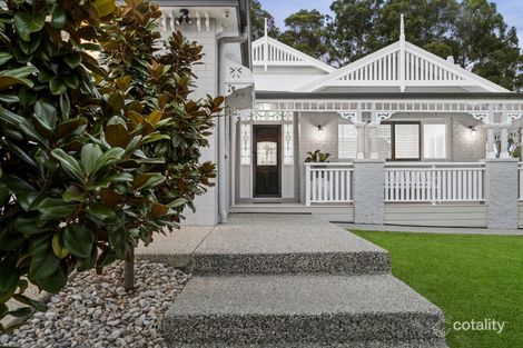 Property photo of 18 Greg Norman Crescent Parkwood QLD 4214