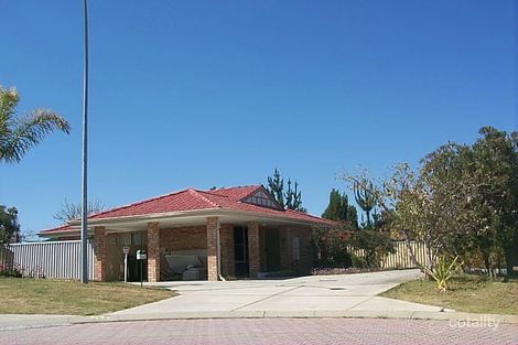17 Staunton Gr, Mirrabooka, WA 6061