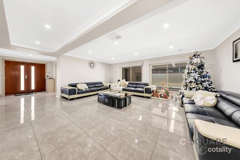 Property photo of 3 McGinness Avenue Roxburgh Park VIC 3064