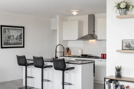 Property photo of 24 Perrinvale Loop Golden Bay WA 6174