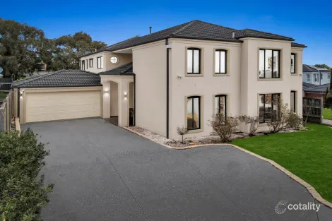 Property photo of 3 Glade Court Berwick VIC 3806