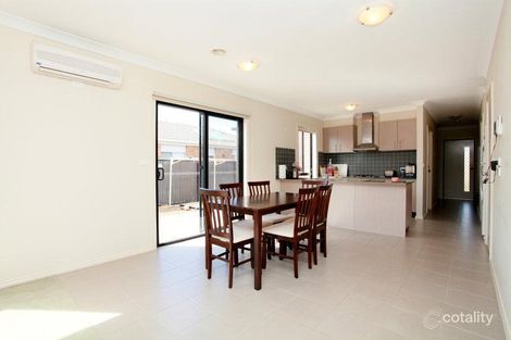 Property photo of 14 Bothwell Green Derrimut VIC 3026
