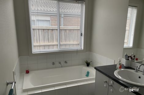 Property photo of 6 Ebony Way Tarneit VIC 3029