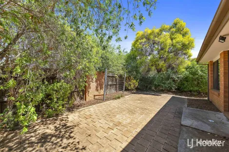 Property photo of 11 Roughley Place Florey ACT 2615